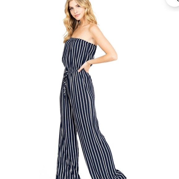 Ambiance M Strapless Nautical Navy and White Jumpsuit Wideleg With Pockets - Picture 3 of 6